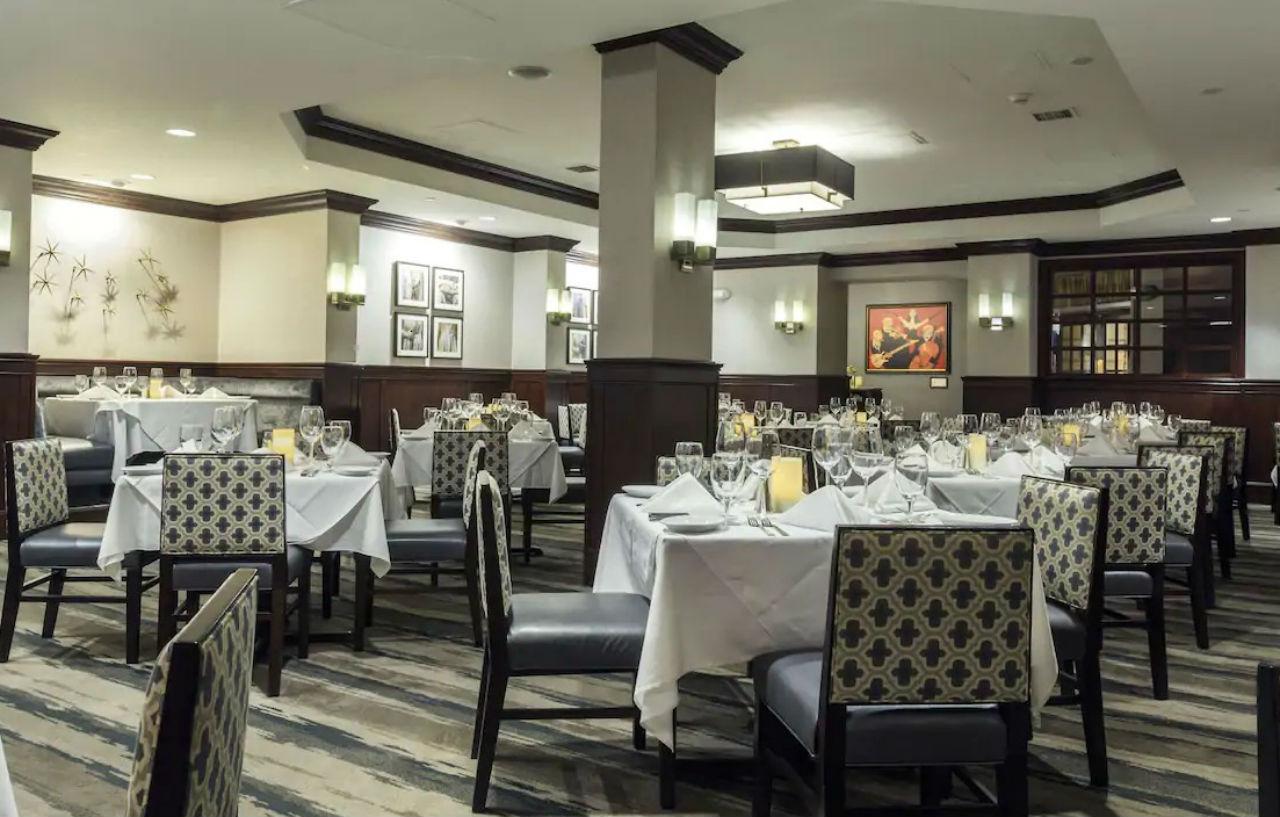 Hilton Columbia Center Hotel Bagian luar foto