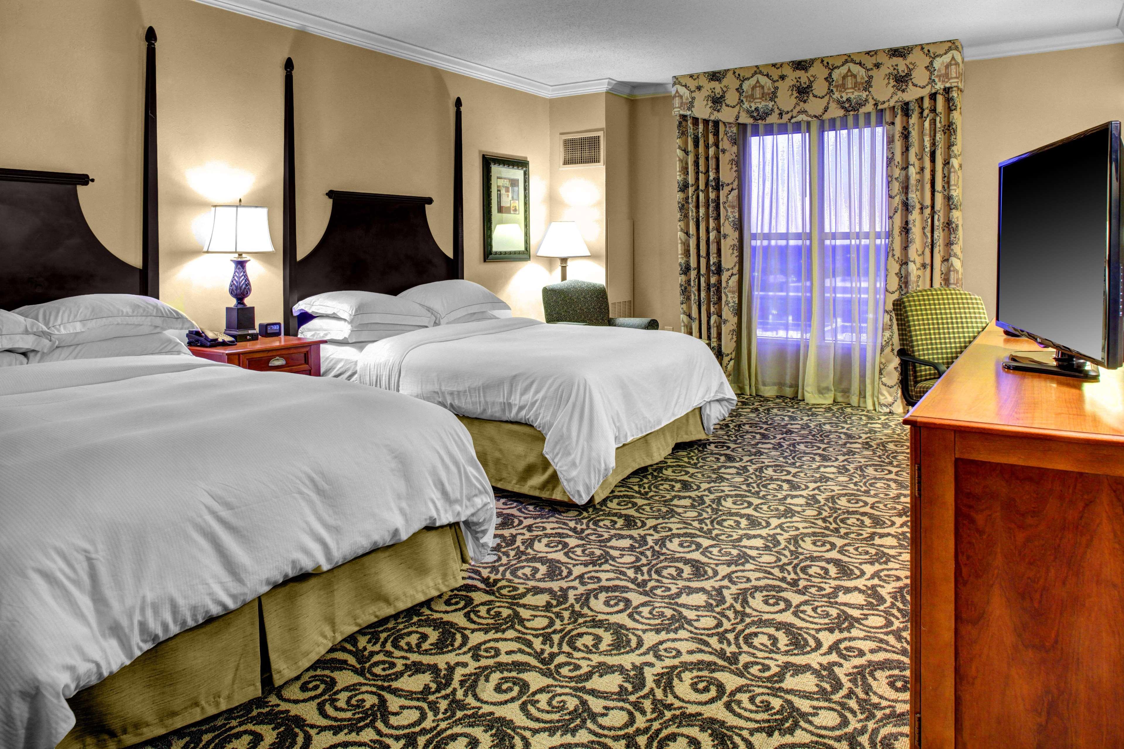Hilton Columbia Center Hotel Bagian luar foto