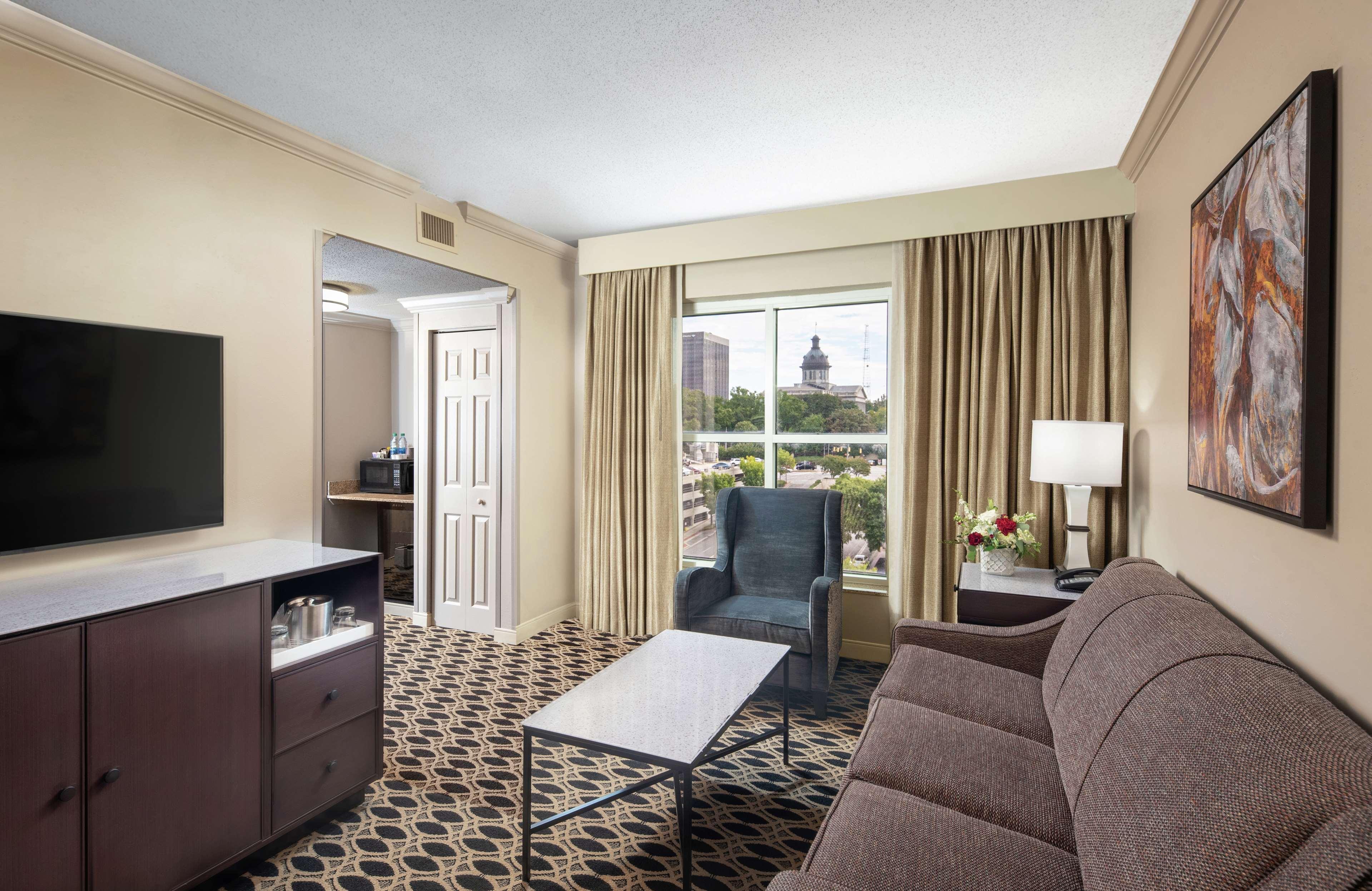 Hilton Columbia Center Hotel Bagian luar foto