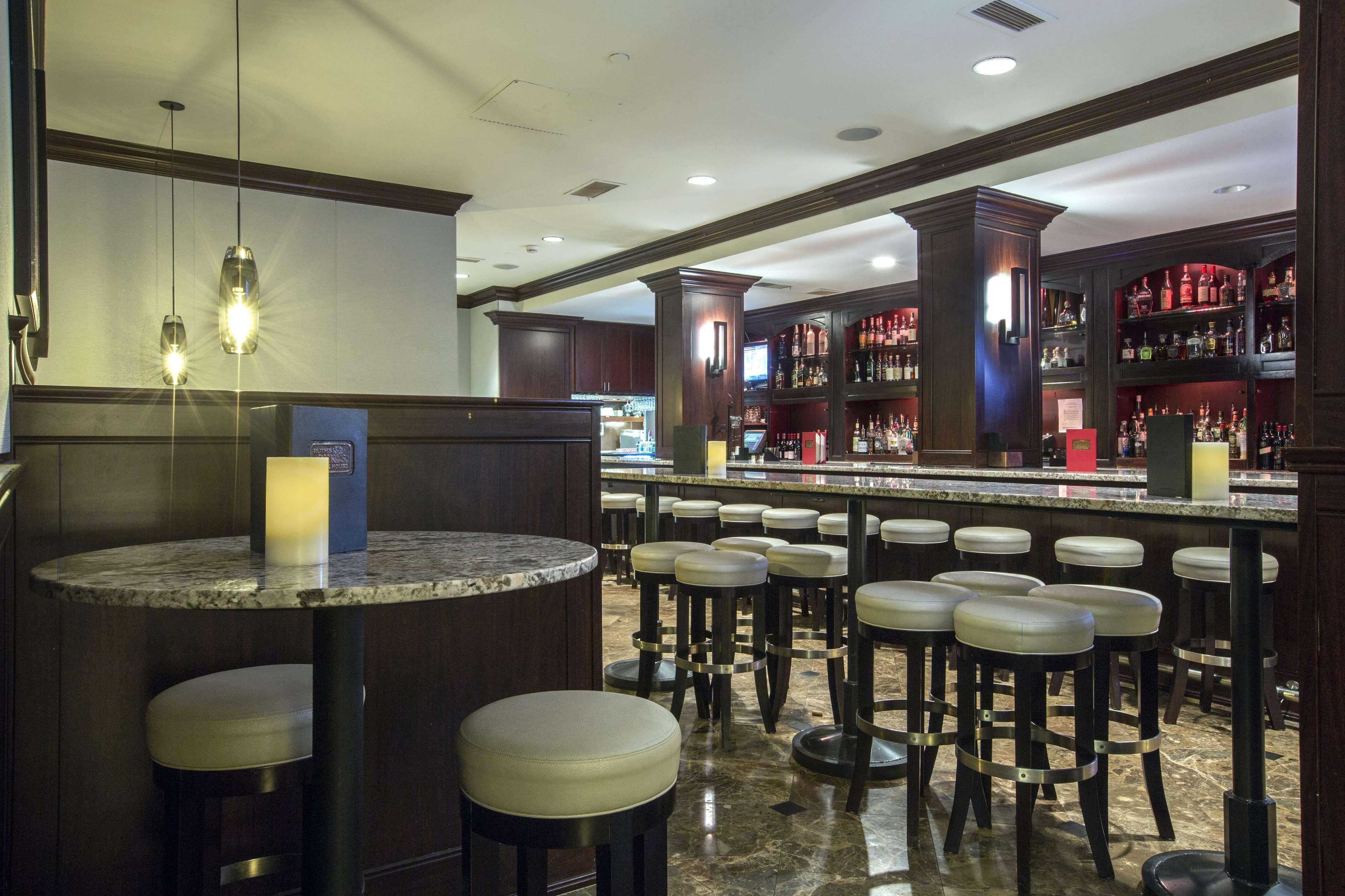 Hilton Columbia Center Hotel Bagian luar foto