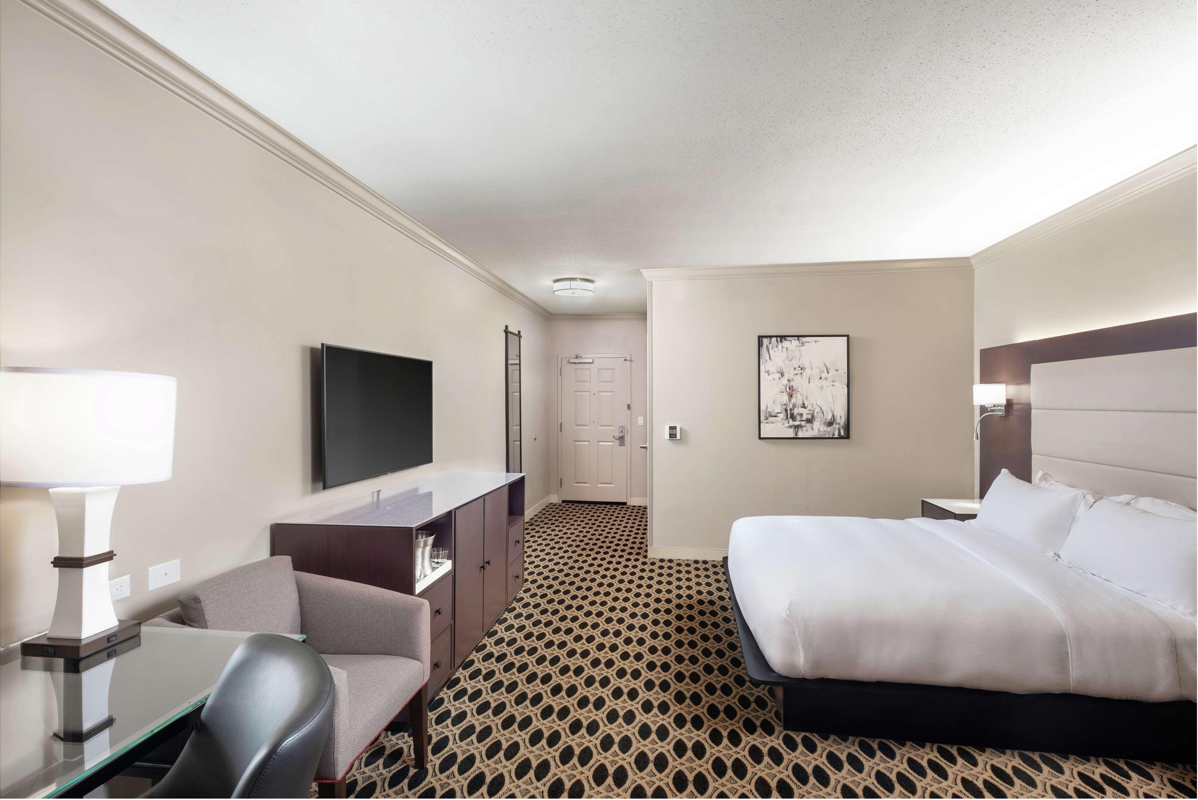 Hilton Columbia Center Hotel Bagian luar foto